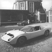 Lamborghini Miura press photo